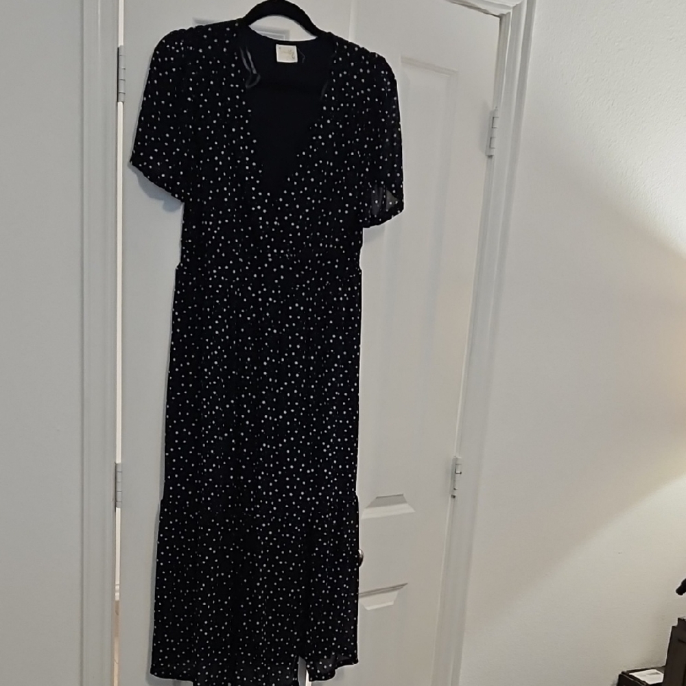 Siren Lily Black and White Flutter Sleeve Maxi Sundress